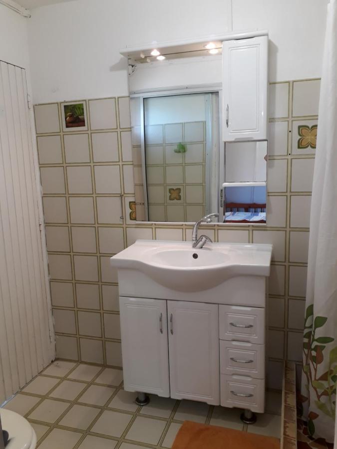 La Maison Aux Orchidees Petit-Bourg Εξωτερικό φωτογραφία