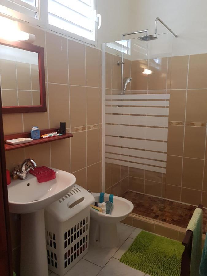 La Maison Aux Orchidees Petit-Bourg Εξωτερικό φωτογραφία